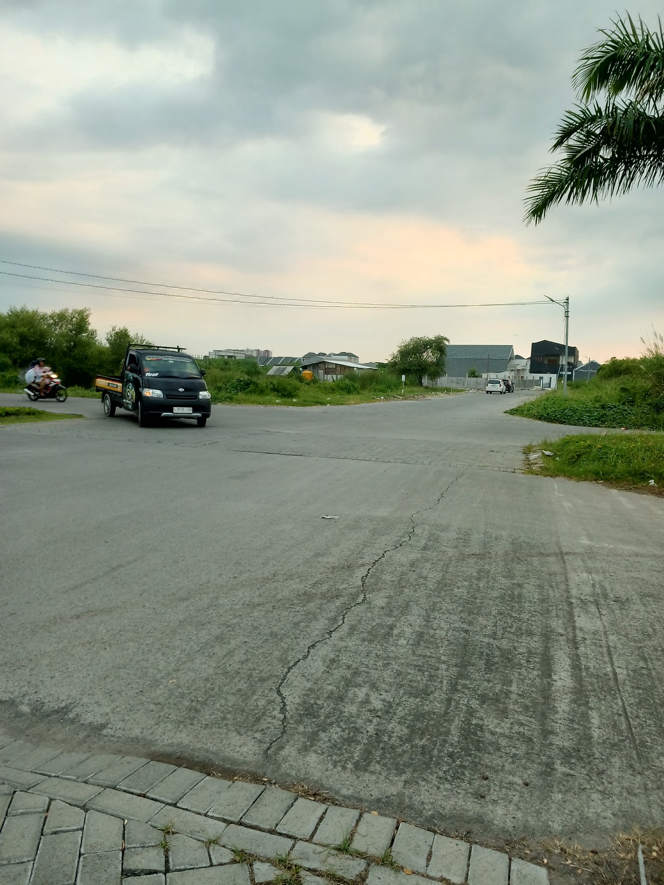 Di jual cepat tanah kosong dekat perumahan Amesta living