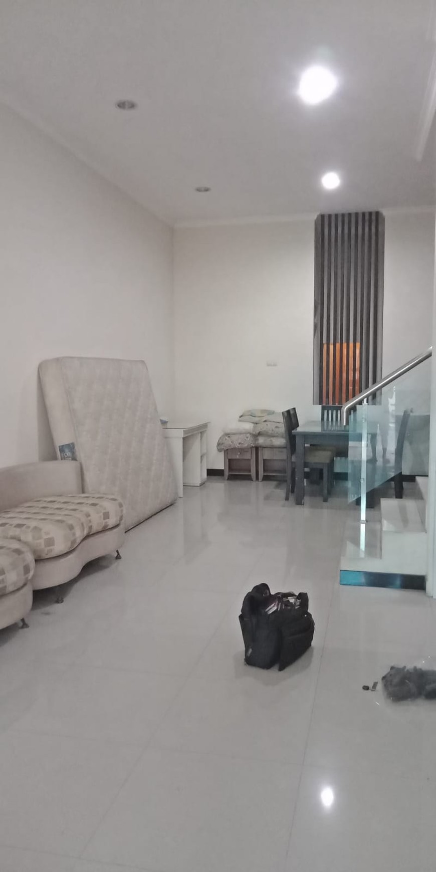 Rumah siap huni surabaya timur Bumi Marina Mas barat dekat apartemen dian regency