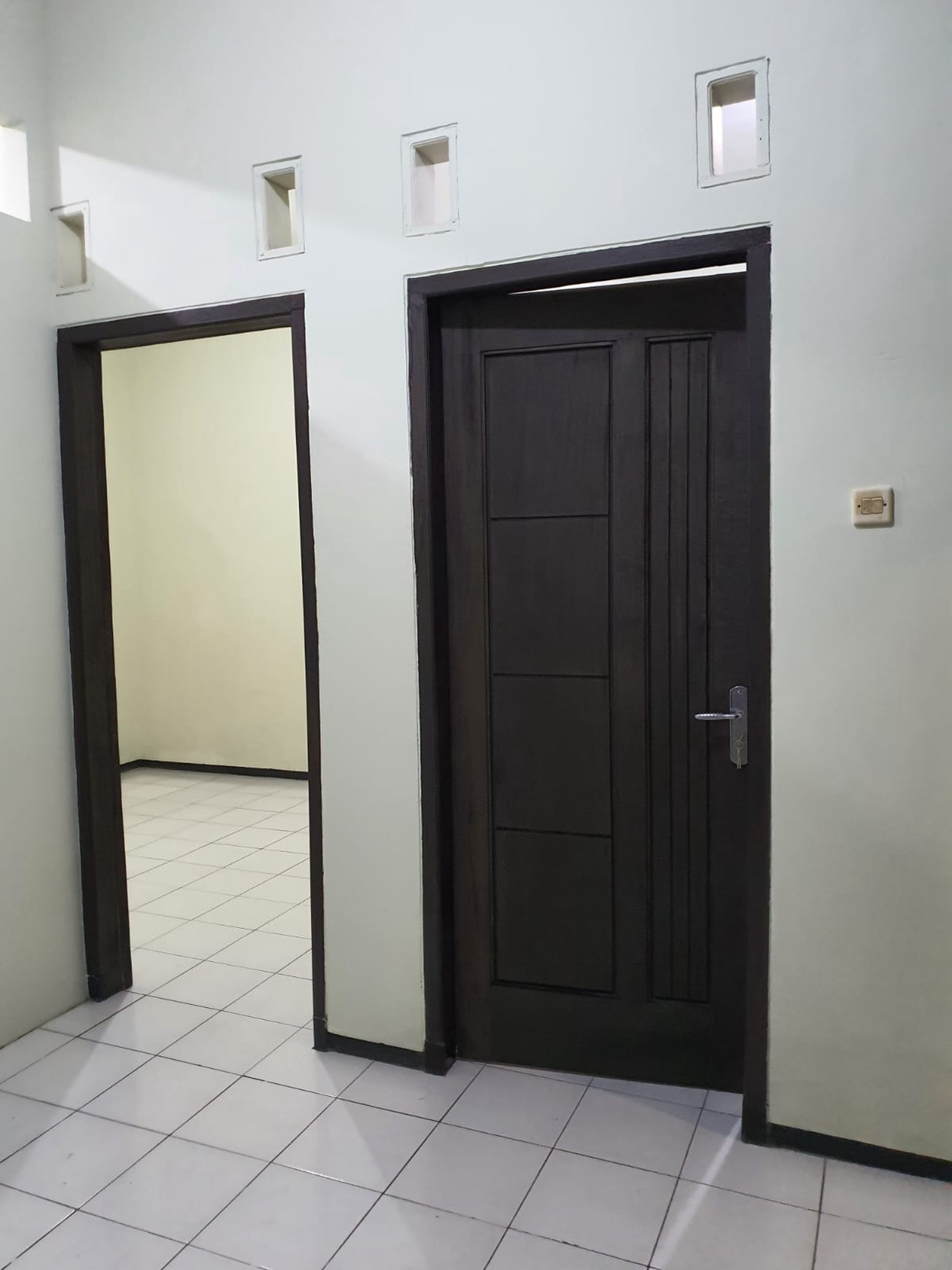 Dijual Rumah Minimalis Modern di Medayu Pesona, Rungkut Surabaya
