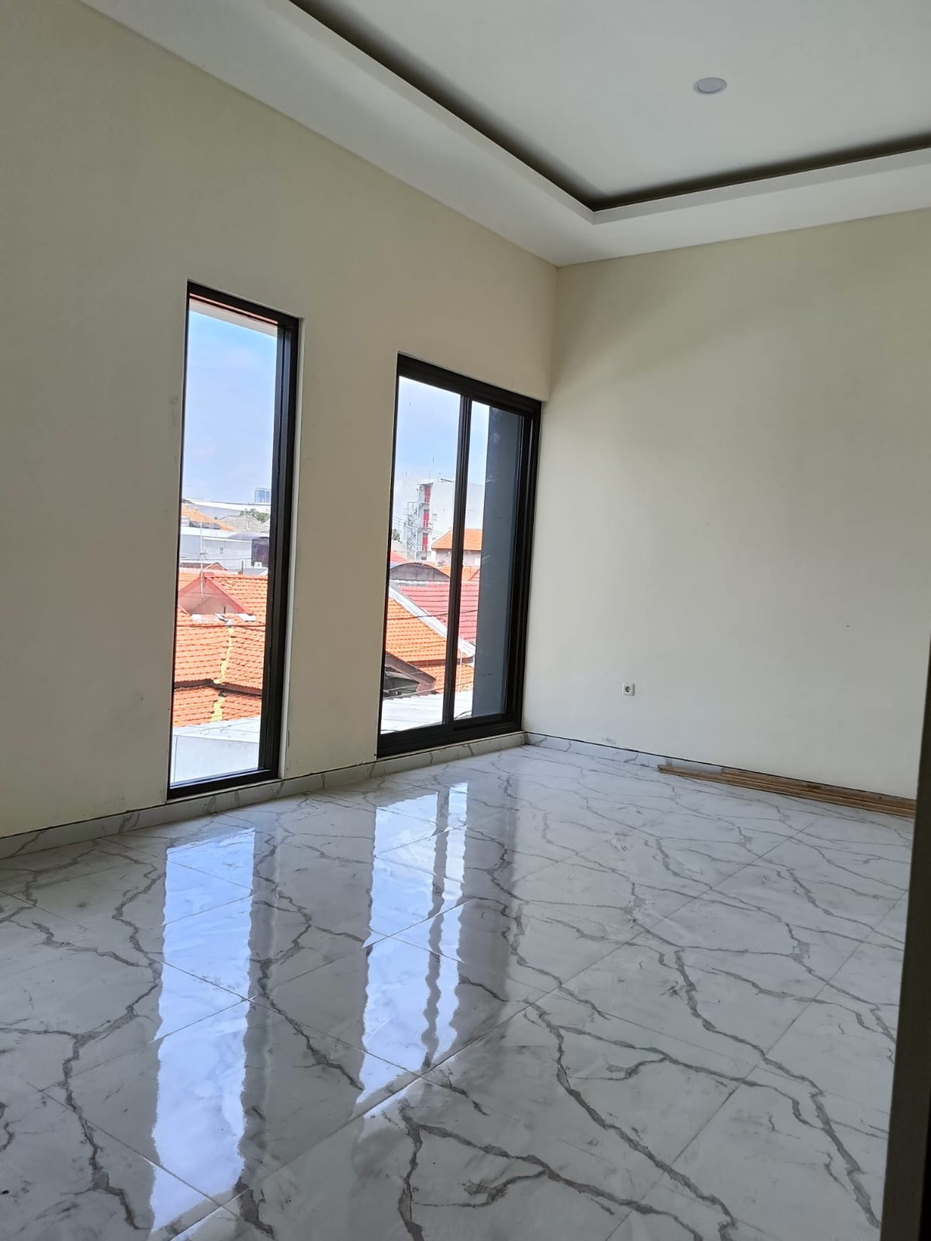 DIJUAL RUMAH NEW MODERN DESIGN - MULYOSARI UTARA