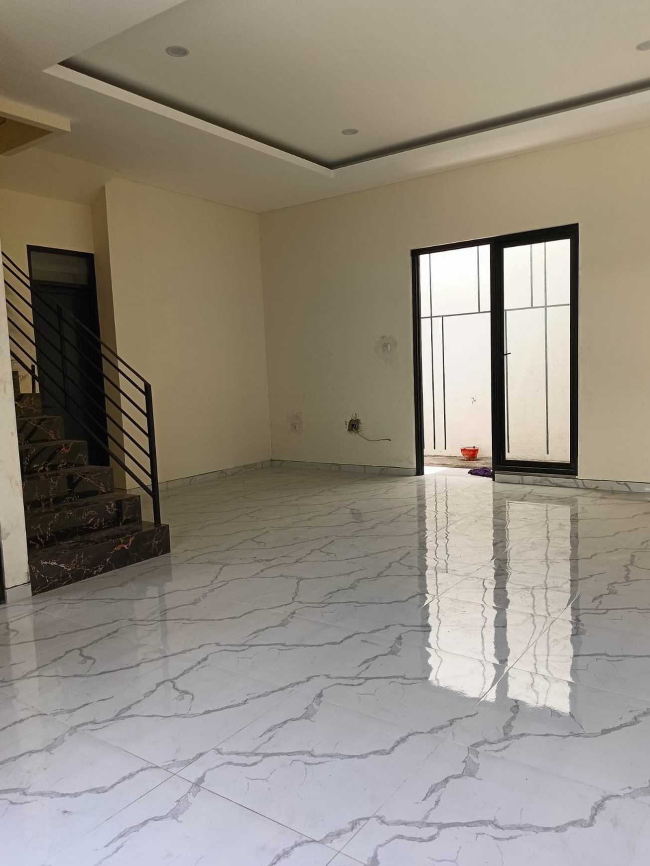 DIJUAL RUMAH NEW MODERN DESIGN - MULYOSARI UTARA