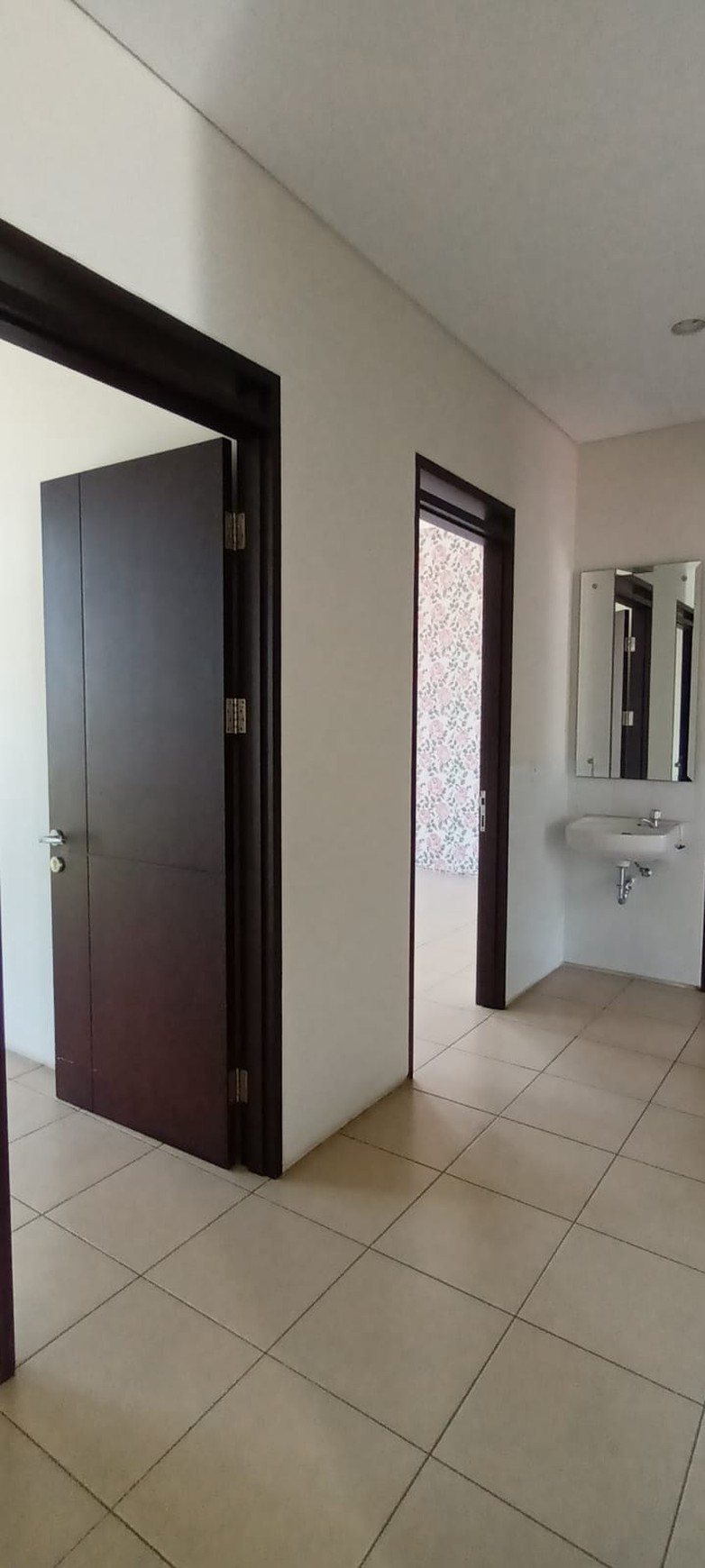 Rumah Bagus 2 Lantai di Tatar Spatirasmi, Kota Baru Parahyangan