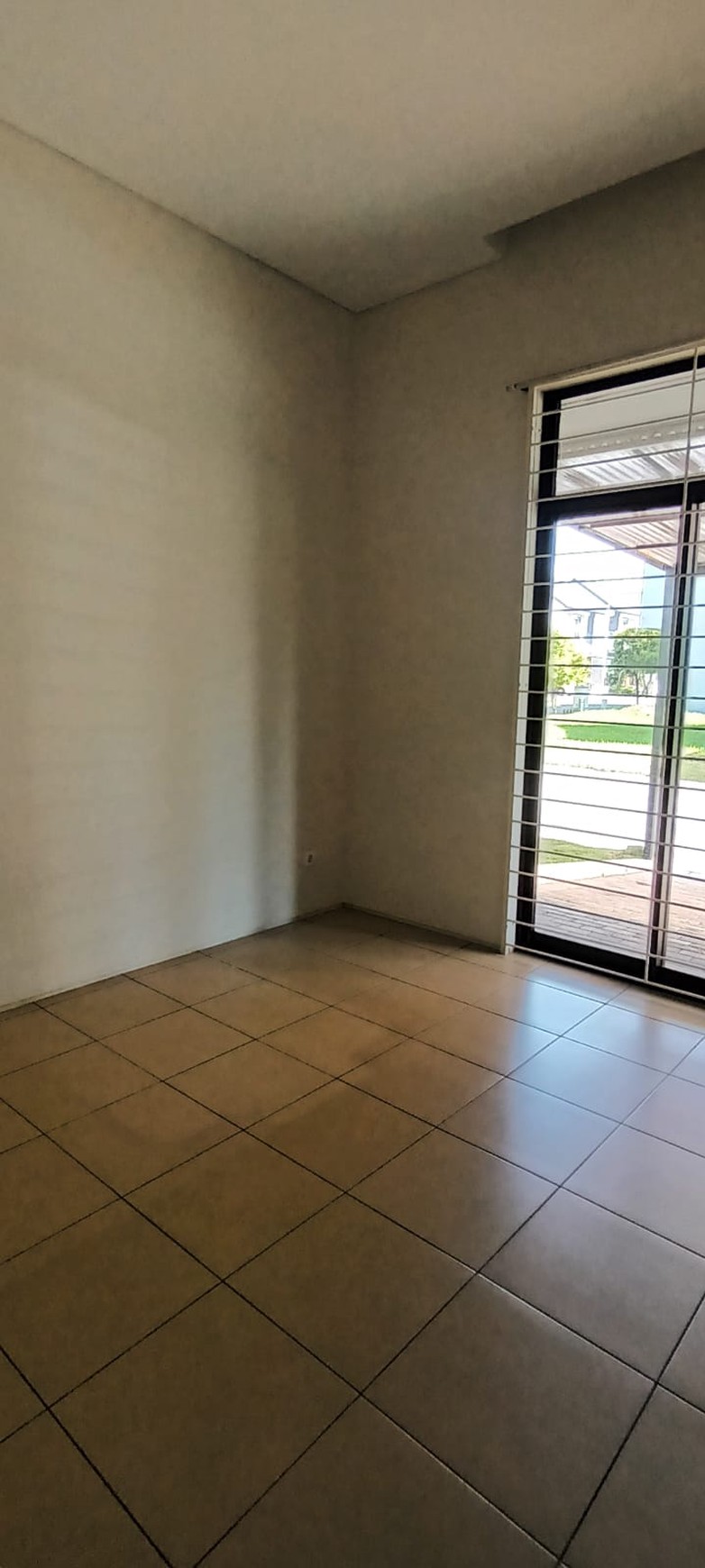 Rumah Bagus 2 Lantai di Tatar Spatirasmi, Kota Baru Parahyangan