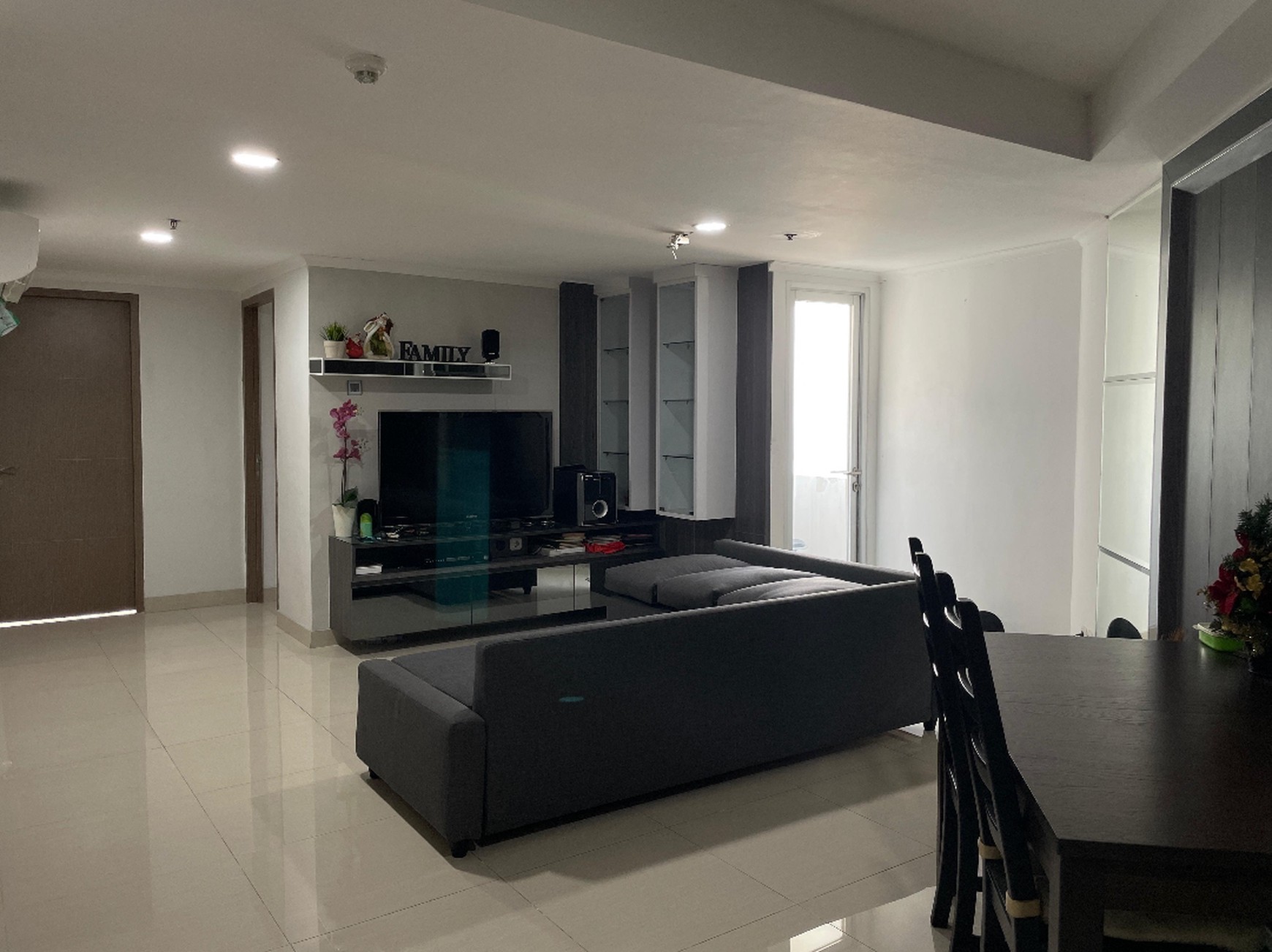 Dijual Apartemen Green Central City lantai tinggi
