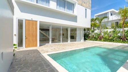 Leasehold Modern Luxury Villa in Cemagi
