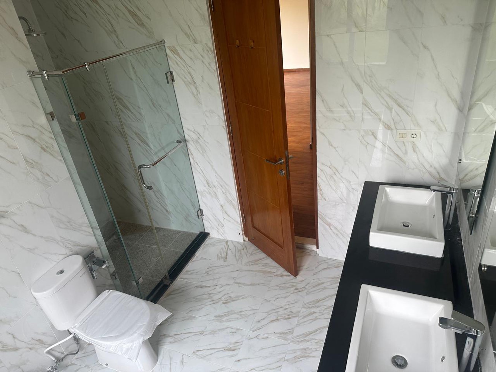 Exclusive house inside private compound at Cilandak Kemang