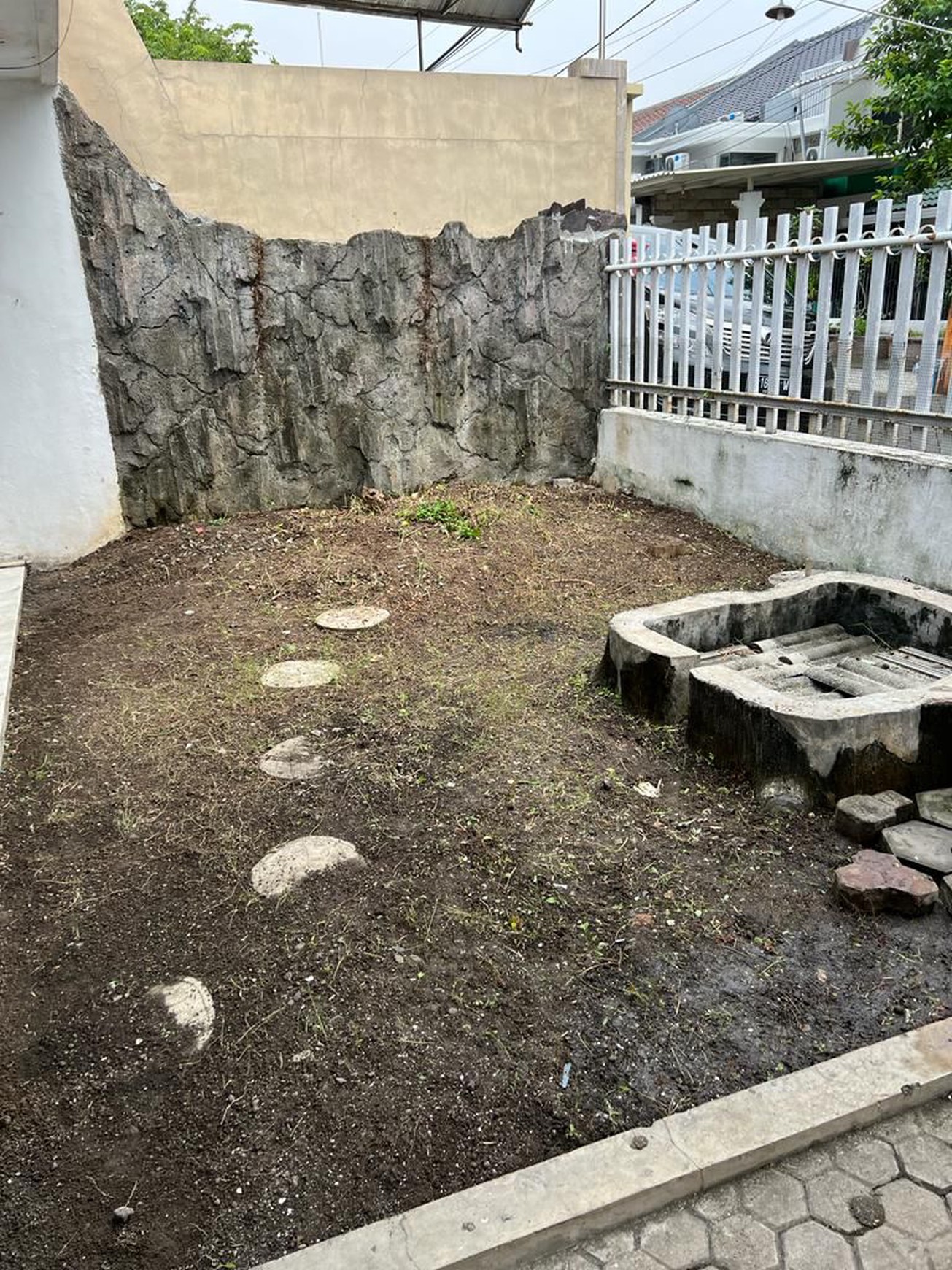 DIJUAL RUMAH SURABAYA TIMUR - MANYAR JAYA