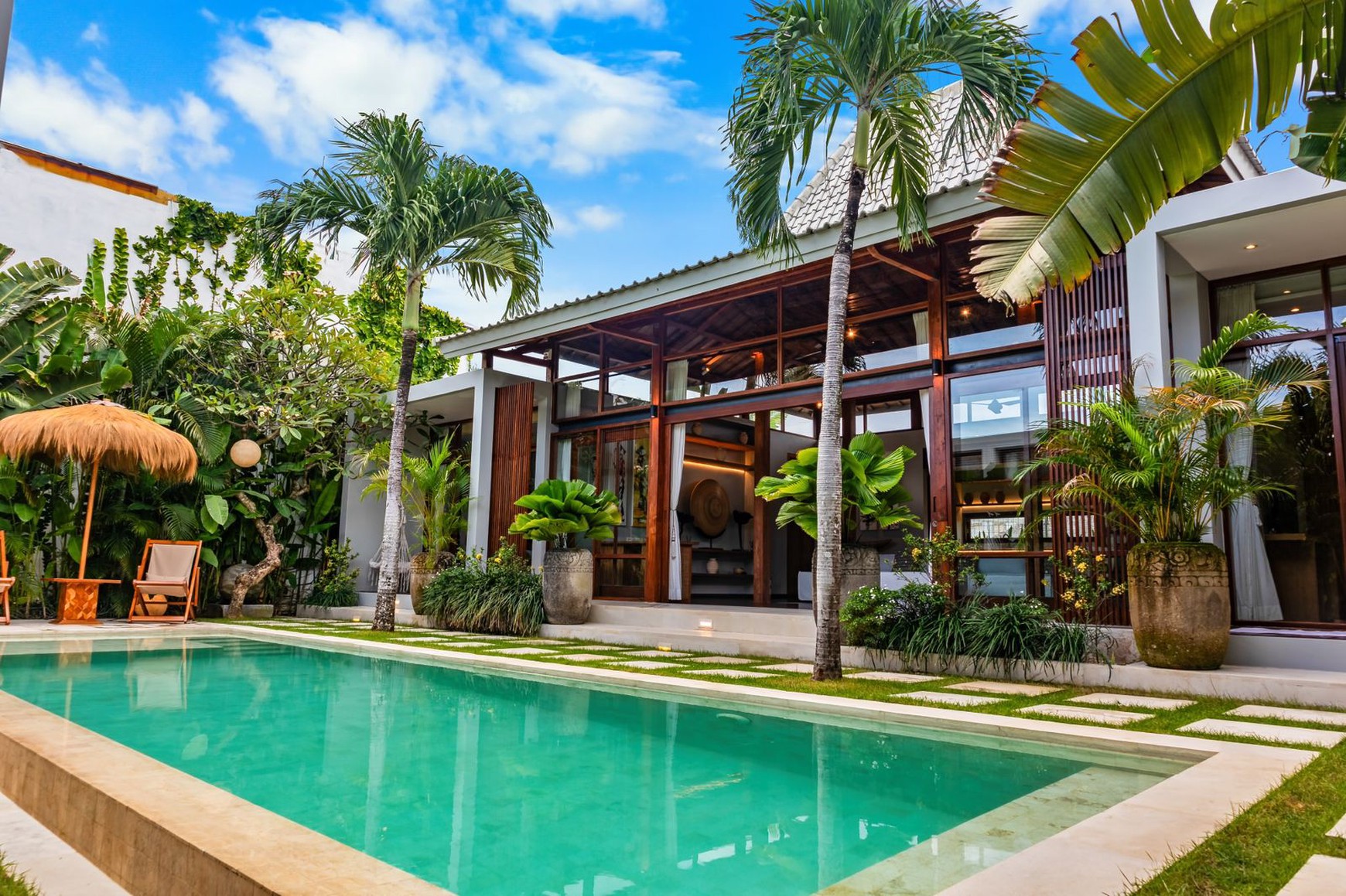 Modern Tropical Villa For Leasehold in Umalas