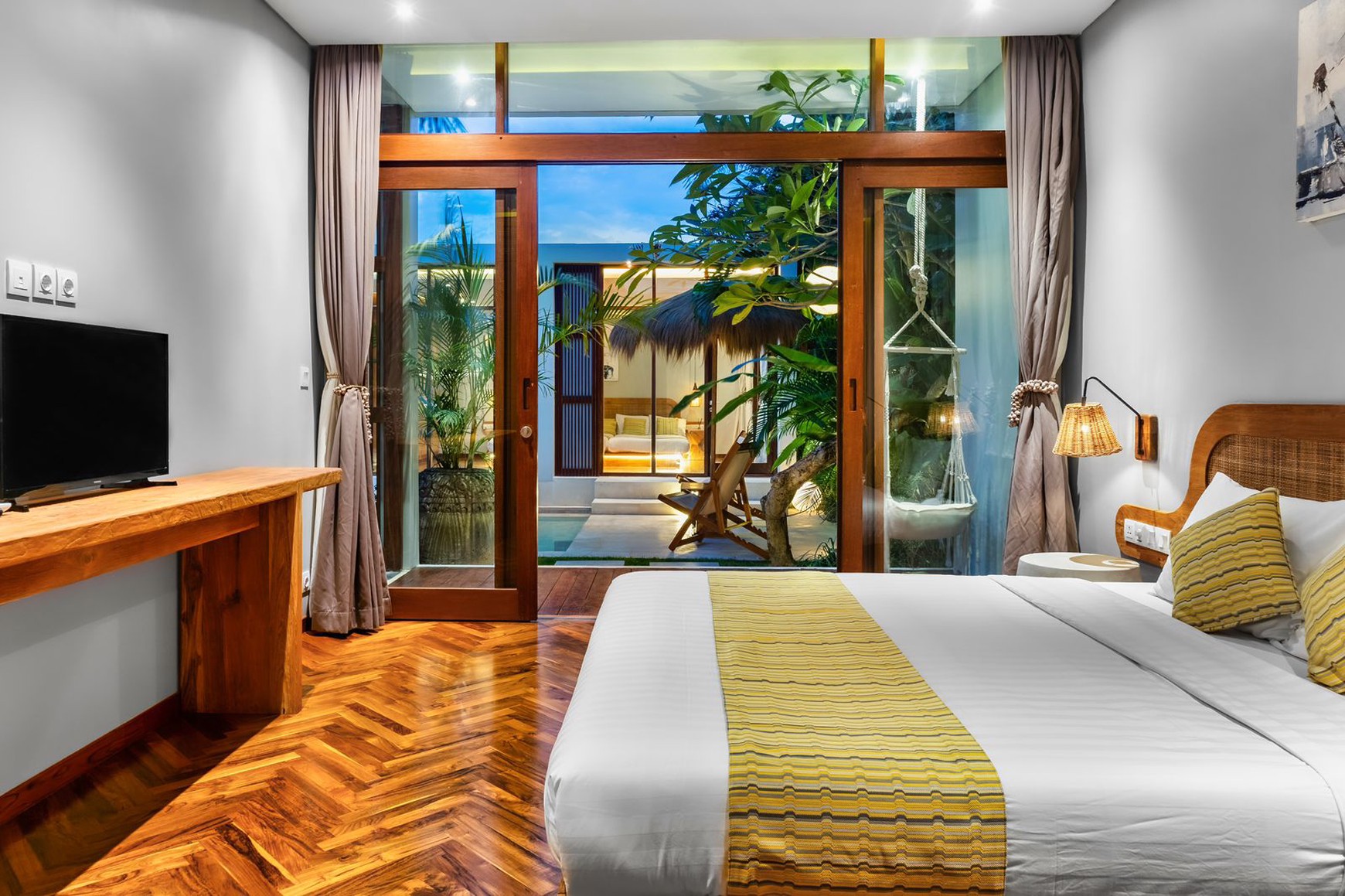 Modern Tropical Villa For Leasehold in Umalas
