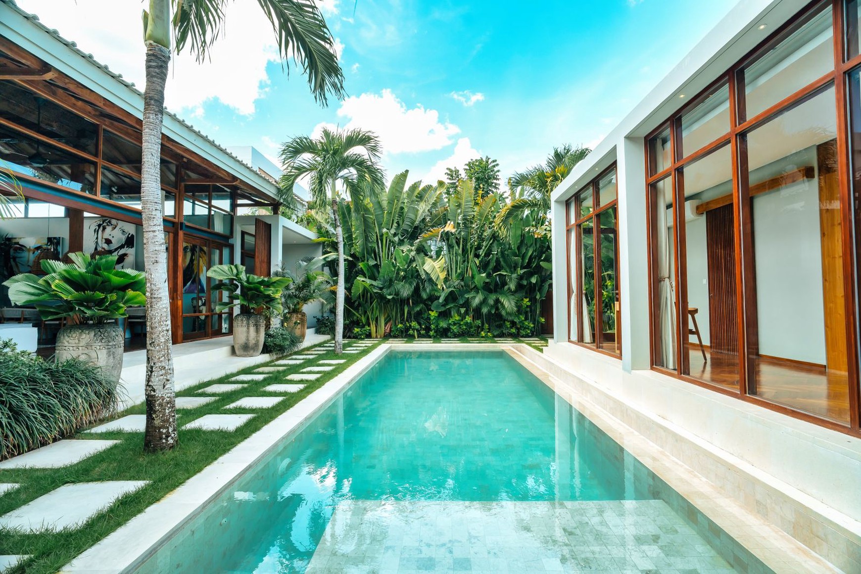 Modern Tropical Villa For Leasehold in Umalas