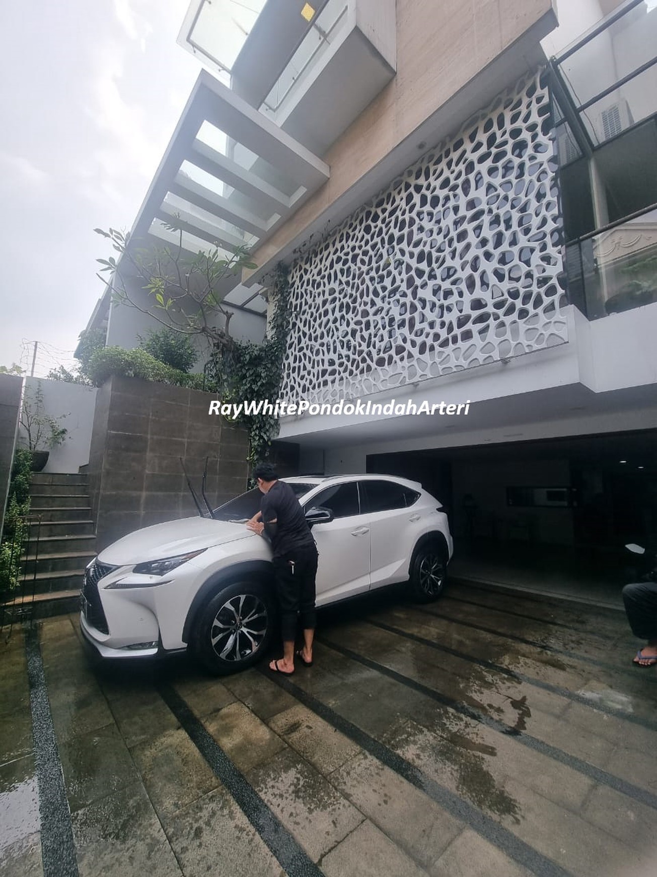 Rumah modern nyaman siang huni selangkah ke PIM, di radio dalam jaksel