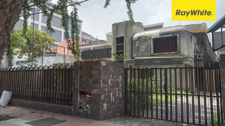 Dijual Rumah 2 lantai di Nol Jl Raya Darmo Surabaya Pusat