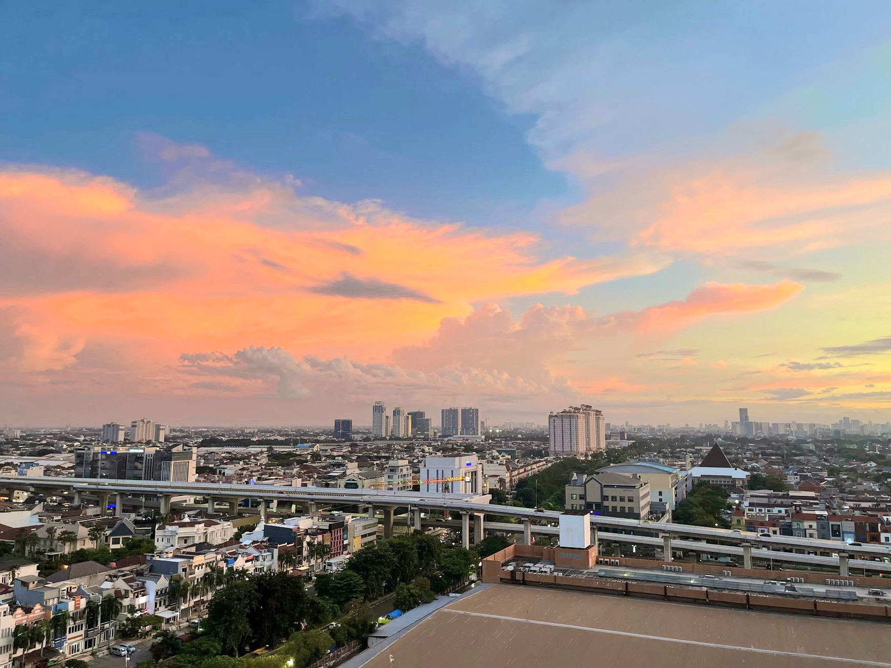 Apartemen Paladian Park, Kelapa Gading