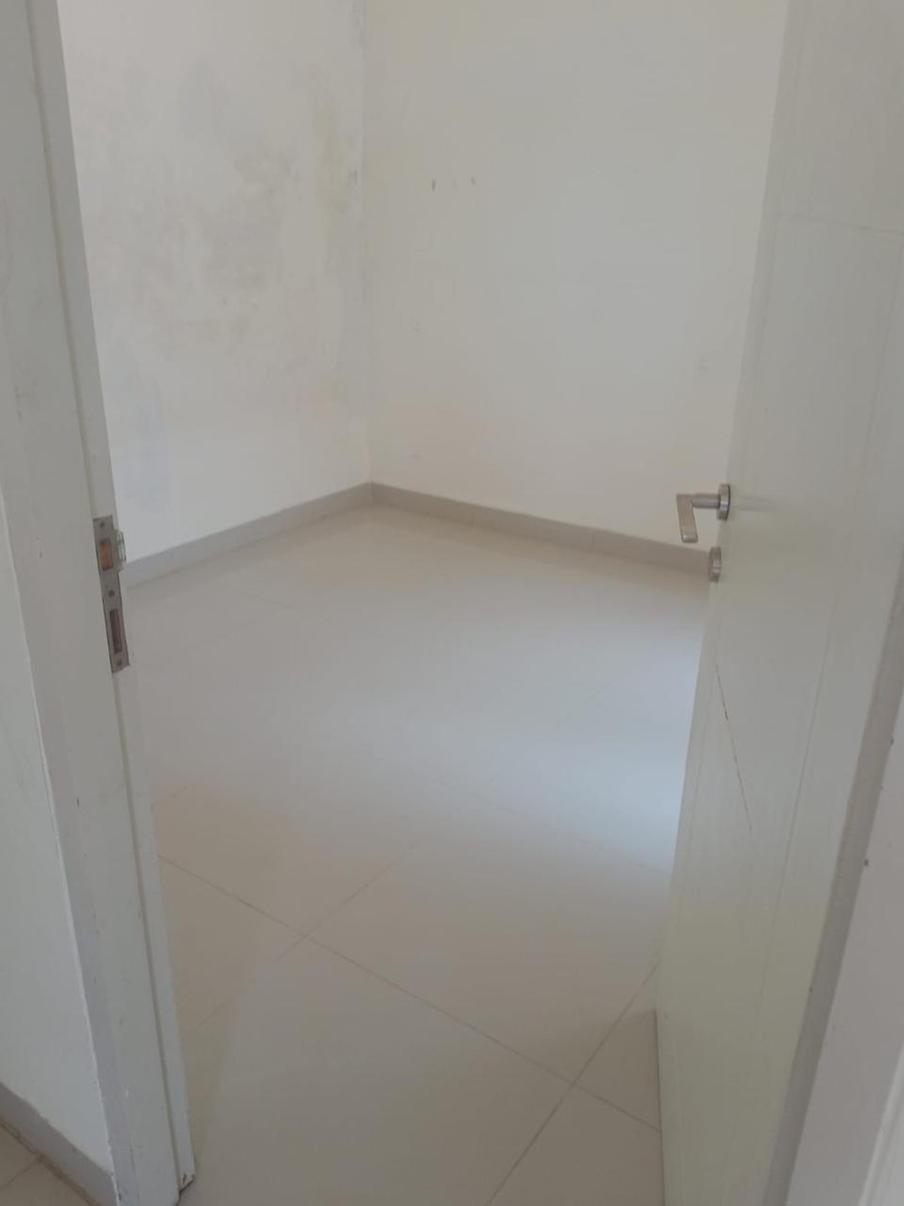 Termurah. Rumah minimalis Serpong Garden Green Garden, Cisauk