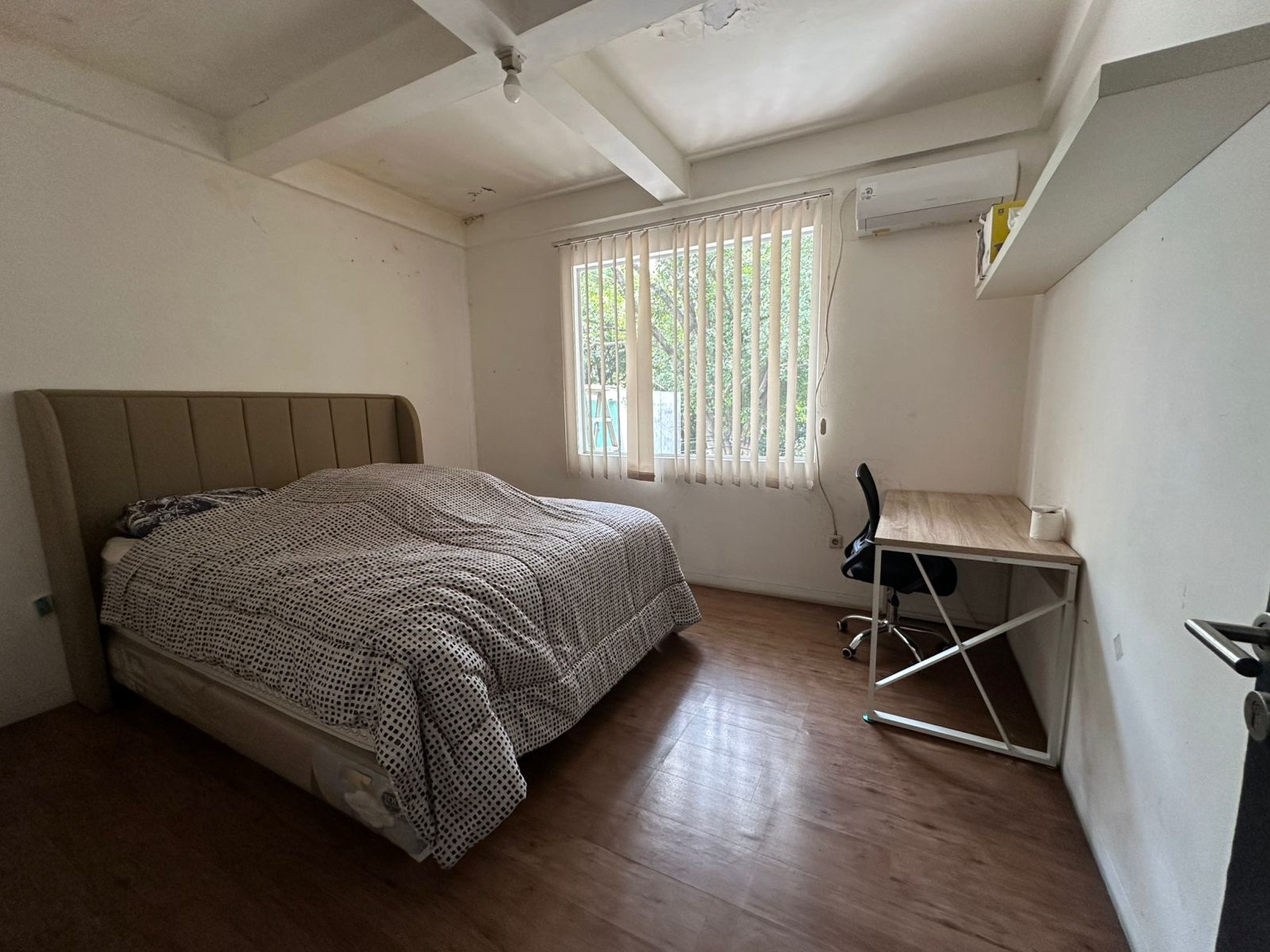 DIJUAL EXCLUSIVE PROPERTY IN KEBAYORAN BARU - PRIME LOCATION BEHIND SENAYAN CITY!