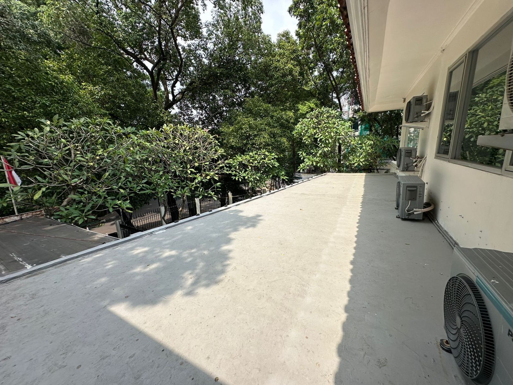 DIJUAL EXCLUSIVE PROPERTY IN KEBAYORAN BARU - PRIME LOCATION BEHIND SENAYAN CITY!