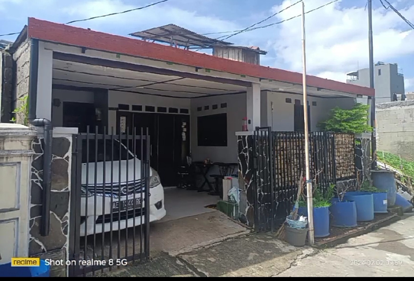 RUMAH FULL RENOVASI SIAP HUNI DIJUAL