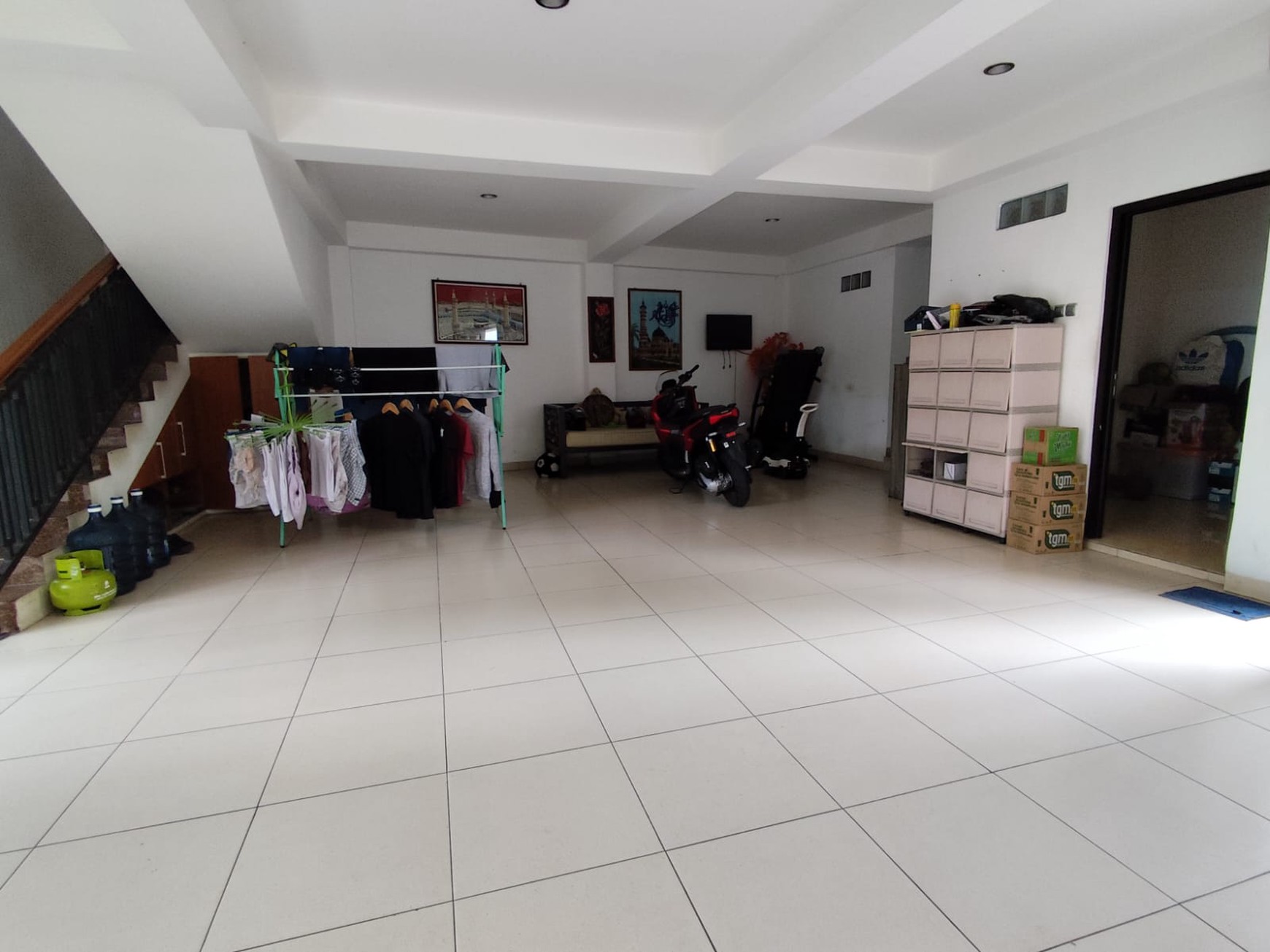 Rumah Lux Terawat di jl Areng Jurang, Lembang