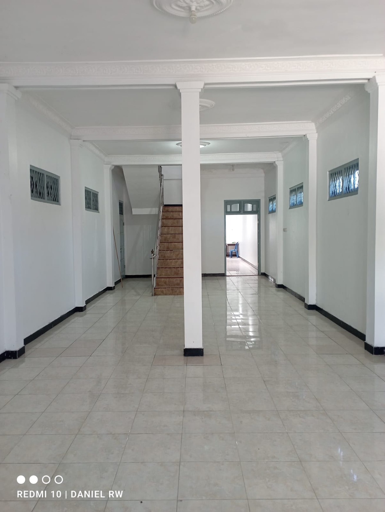 Bangunan 2 Lantai Cocok Untuk Kantor Di Jl Daerah Palbapang Bantul