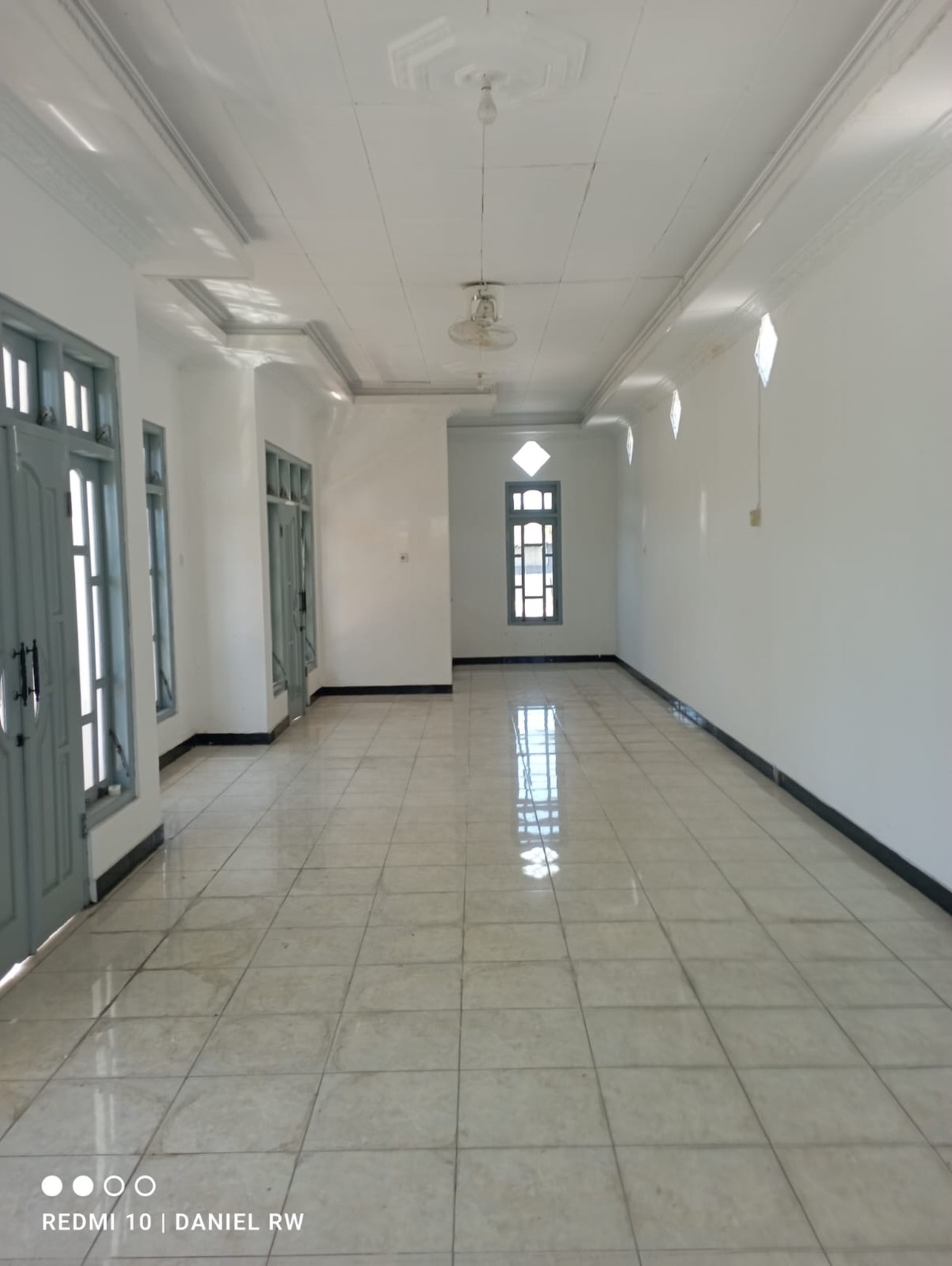 Bangunan 2 Lantai Cocok Untuk Kantor Di Jl Daerah Palbapang Bantul