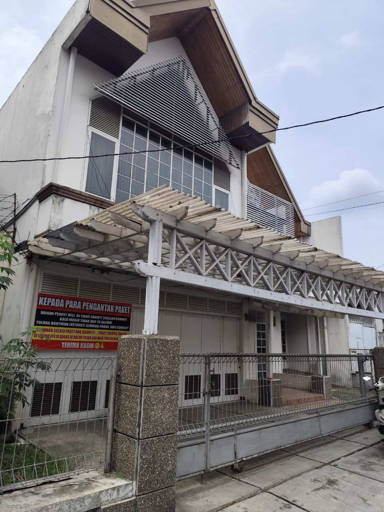 Dijual Rumah Nyaman di Tengah Kota, Pasirluyu