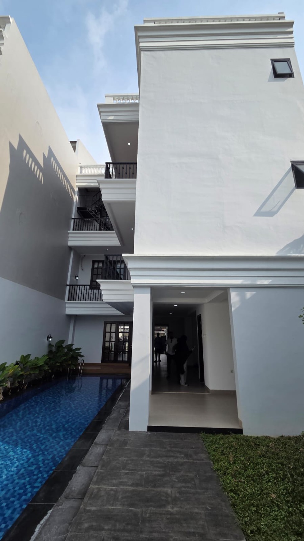 Rumah 2 Lantai Siap Huni dengan Hunian Nyaman dan Asri @Pondok Aren