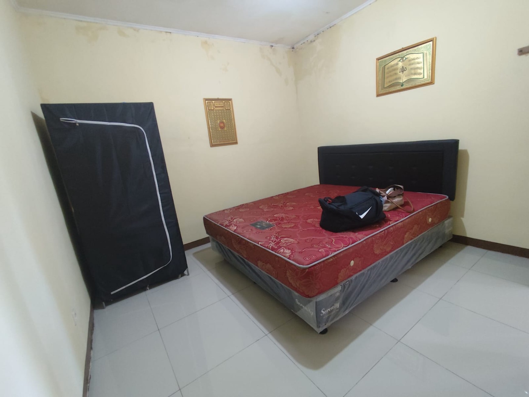 Rumah Minimalis Asri di jl Raya Pasirhalang, Bandung