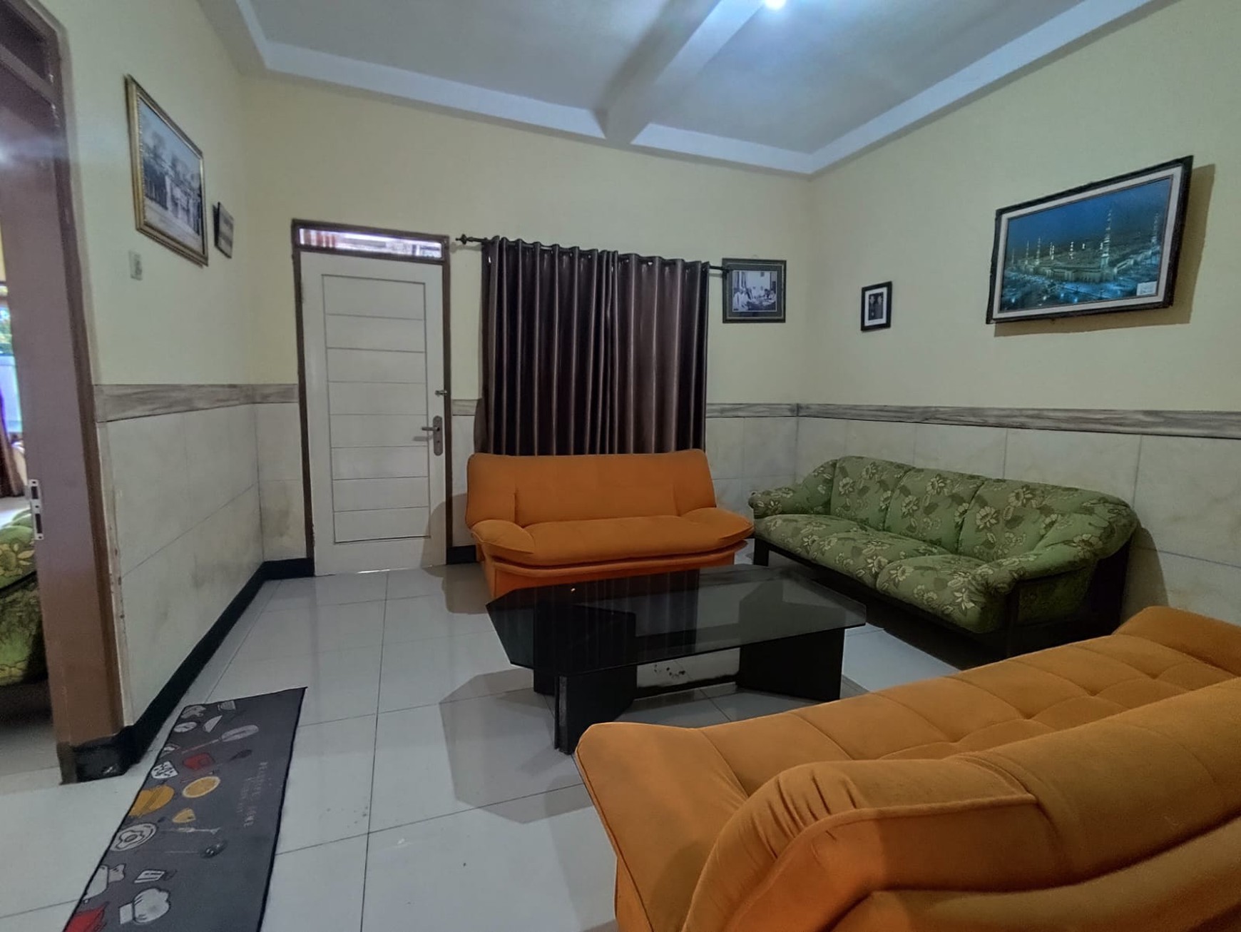 Rumah Minimalis Asri di jl Raya Pasirhalang, Bandung