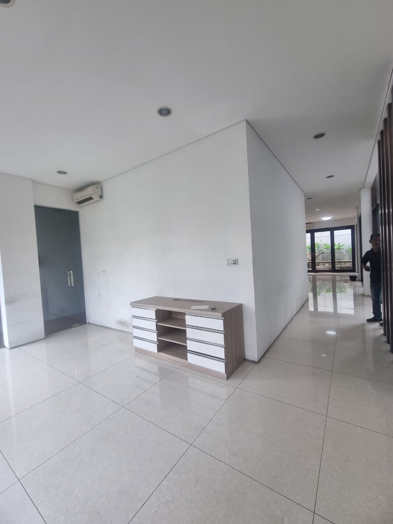 Rumah Radio Dalam Dekat PIM 1, Jakarta Selatan