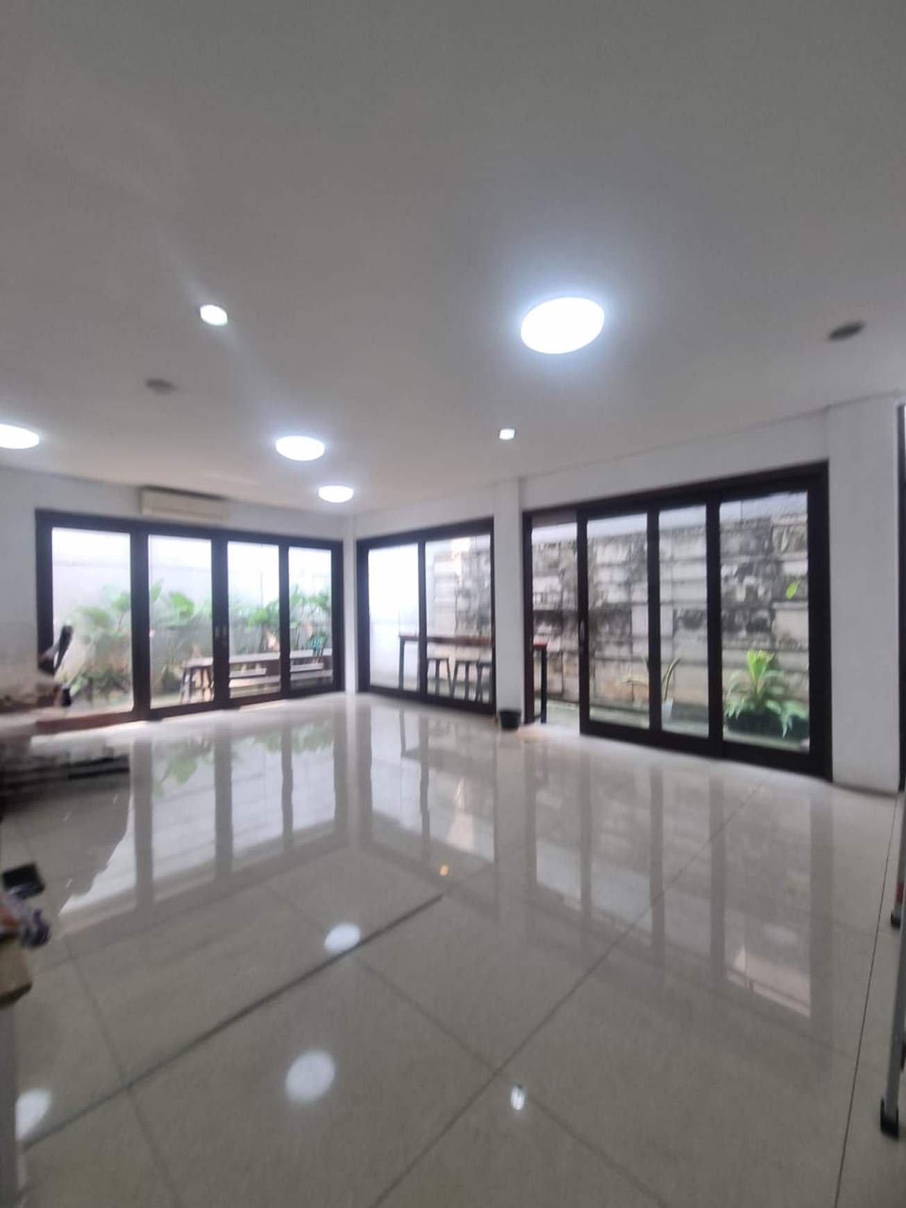 Rumah Radio Dalam Dekat PIM 1, Jakarta Selatan