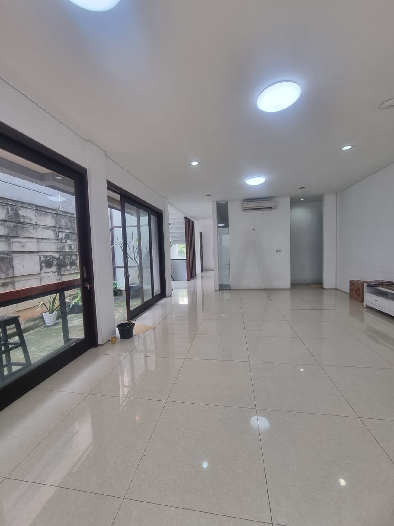Rumah Radio Dalam Dekat PIM 1, Jakarta Selatan