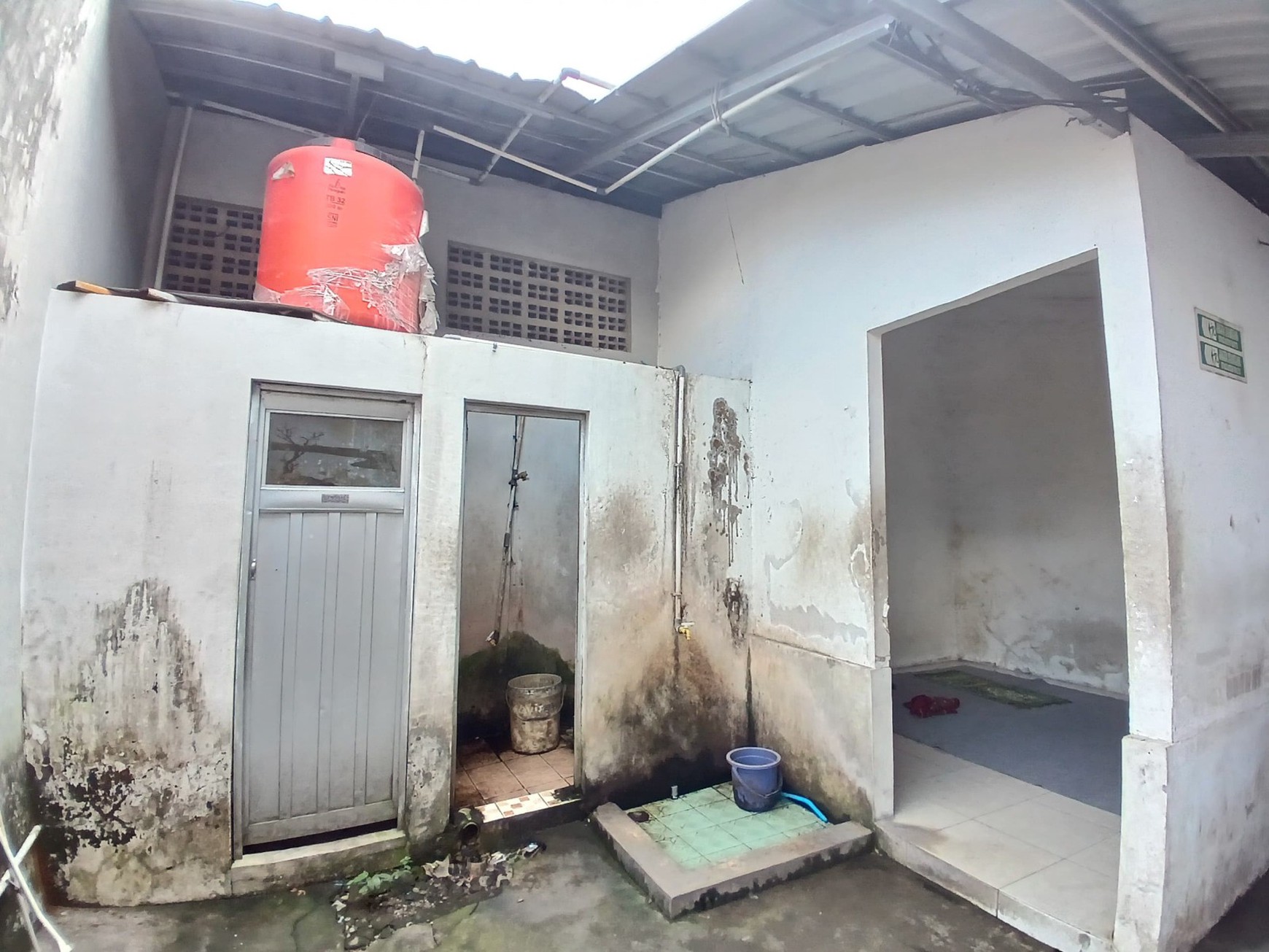 Disewakan Gudang Luas 2000 m2 Lokasi Strategis di Jl Imogiri Barat Km 8.5 Sewon Bantul