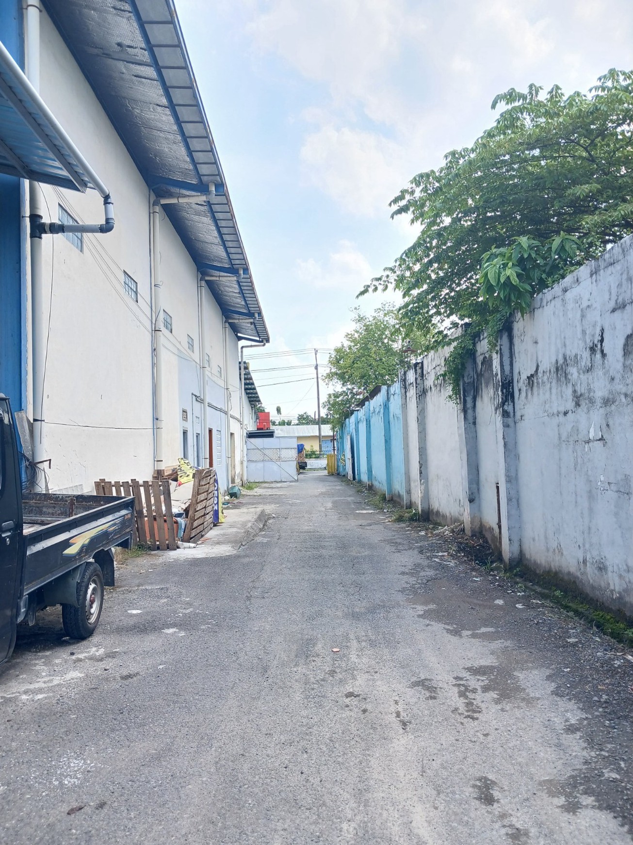 Disewakan Gudang Luas 2000 m2 Lokasi Strategis di Jl Imogiri Barat Km 8.5 Sewon Bantul