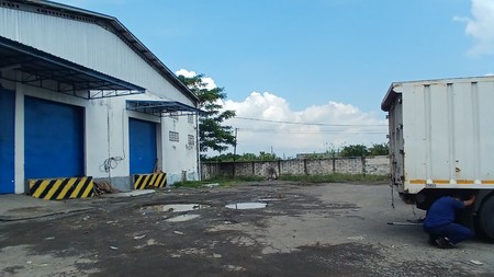 Disewakan Gudang Luas 2000 m2 Lokasi Strategis di Jl Imogiri Barat Km 8.5 Sewon Bantul