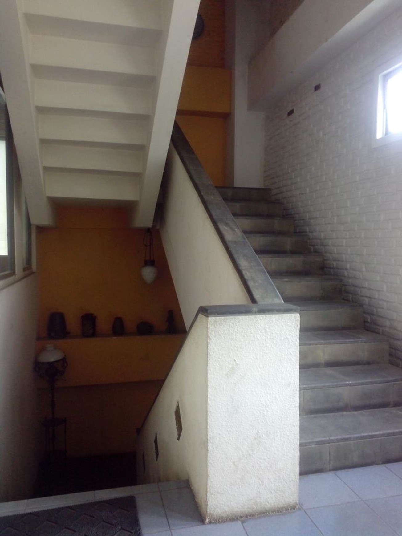 Gedung Perkantoran Dan Kavling Veteran Jakarta Selatan,cocok untuk usaha,pinggir jalan raya,harga masih nego