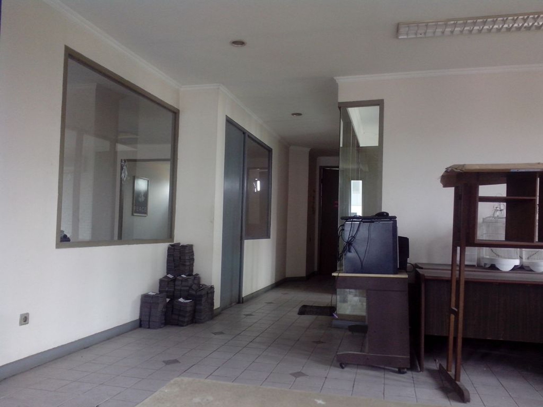 Gedung Perkantoran Dan Kavling Veteran Jakarta Selatan,cocok untuk usaha,pinggir jalan raya,harga masih nego