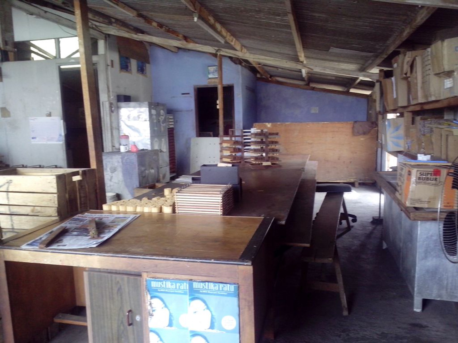 Gedung Perkantoran Dan Kavling Veteran Jakarta Selatan,cocok untuk usaha,pinggir jalan raya,harga masih nego