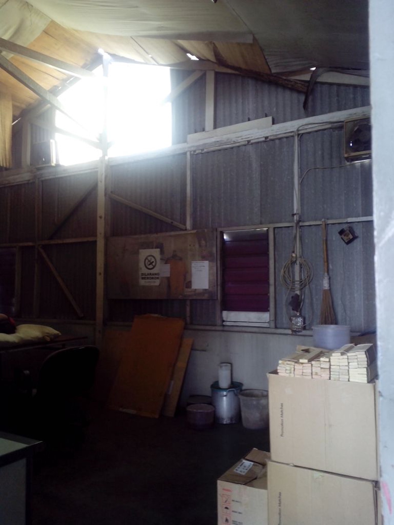 Gedung Perkantoran Dan Kavling Veteran Jakarta Selatan,cocok untuk usaha,pinggir jalan raya,harga masih nego