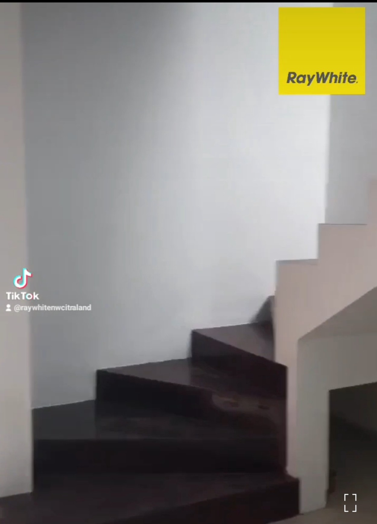 1 Milyar-an MURAH BARU Rumah Bukit Palma Citraland Surabaya  - Baru 2 lantai Modern - Dekat Sekolah Citra Berkat,  Universitas Ciputra,  Pasar Modern TPR - Siap Huni 