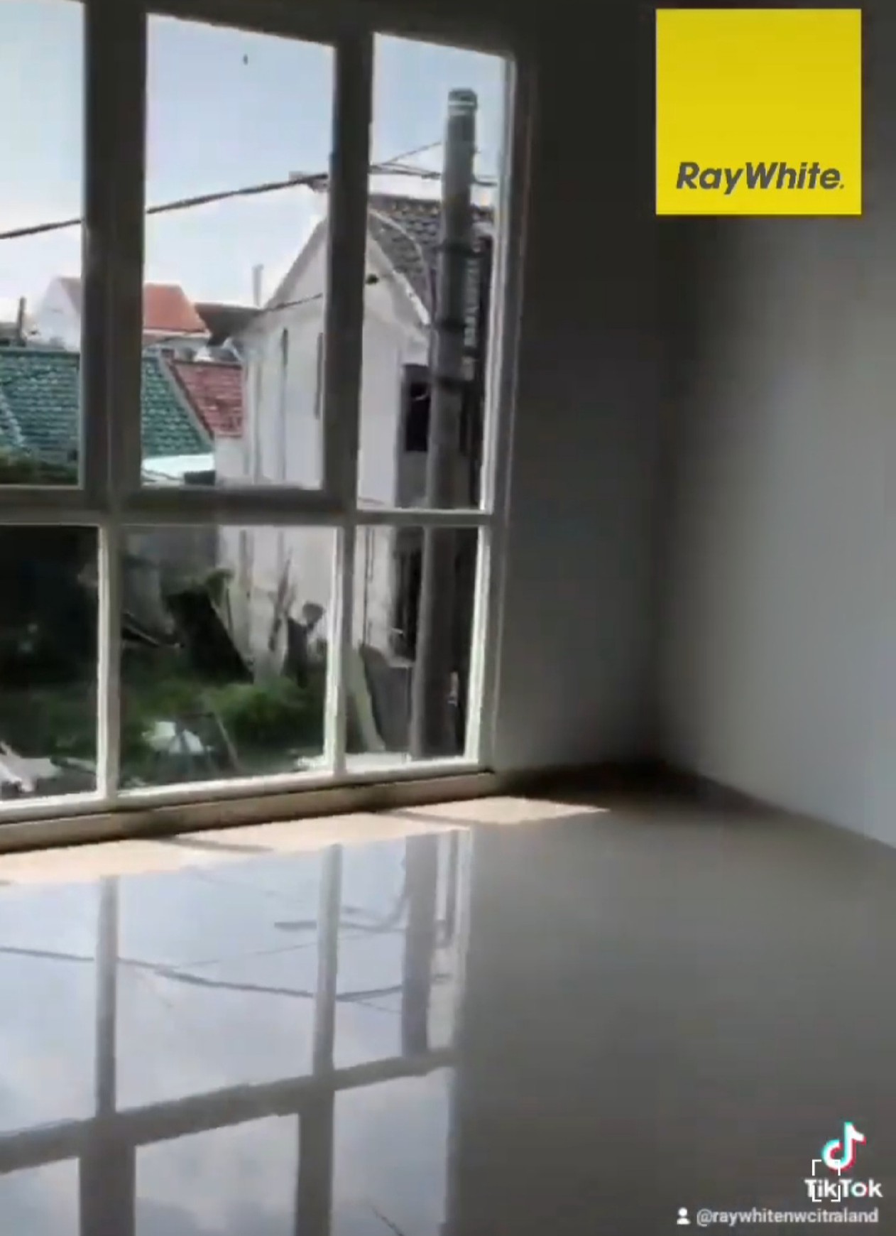 1 Milyar-an MURAH BARU Rumah Bukit Palma Citraland Surabaya  - Baru 2 lantai Modern - Dekat Sekolah Citra Berkat,  Universitas Ciputra,  Pasar Modern TPR - Siap Huni 
