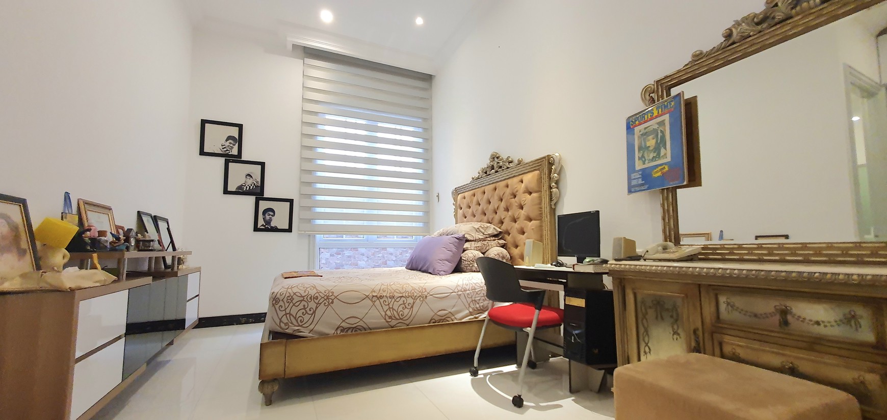 Rumah Full furnish, Artha Gading Villa Kelapa Gading Luas 334m2