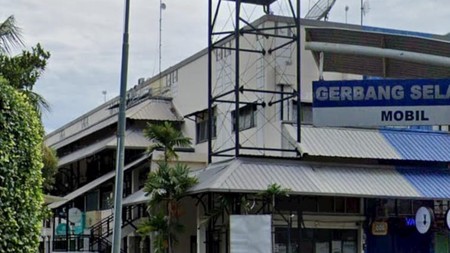 Disewakan Ruko 4 Lantai Hook Hadap Nol Jalan RAYA KEMBAR Ruko Plasa Graha Famili