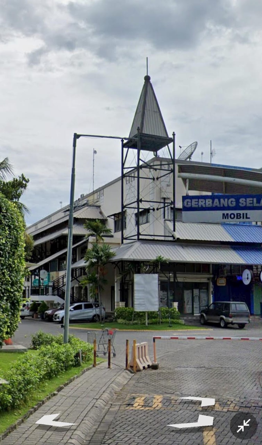 Disewakan Ruko 4 Lantai Hook Hadap Nol Jalan RAYA KEMBAR Ruko Plasa Graha Famili