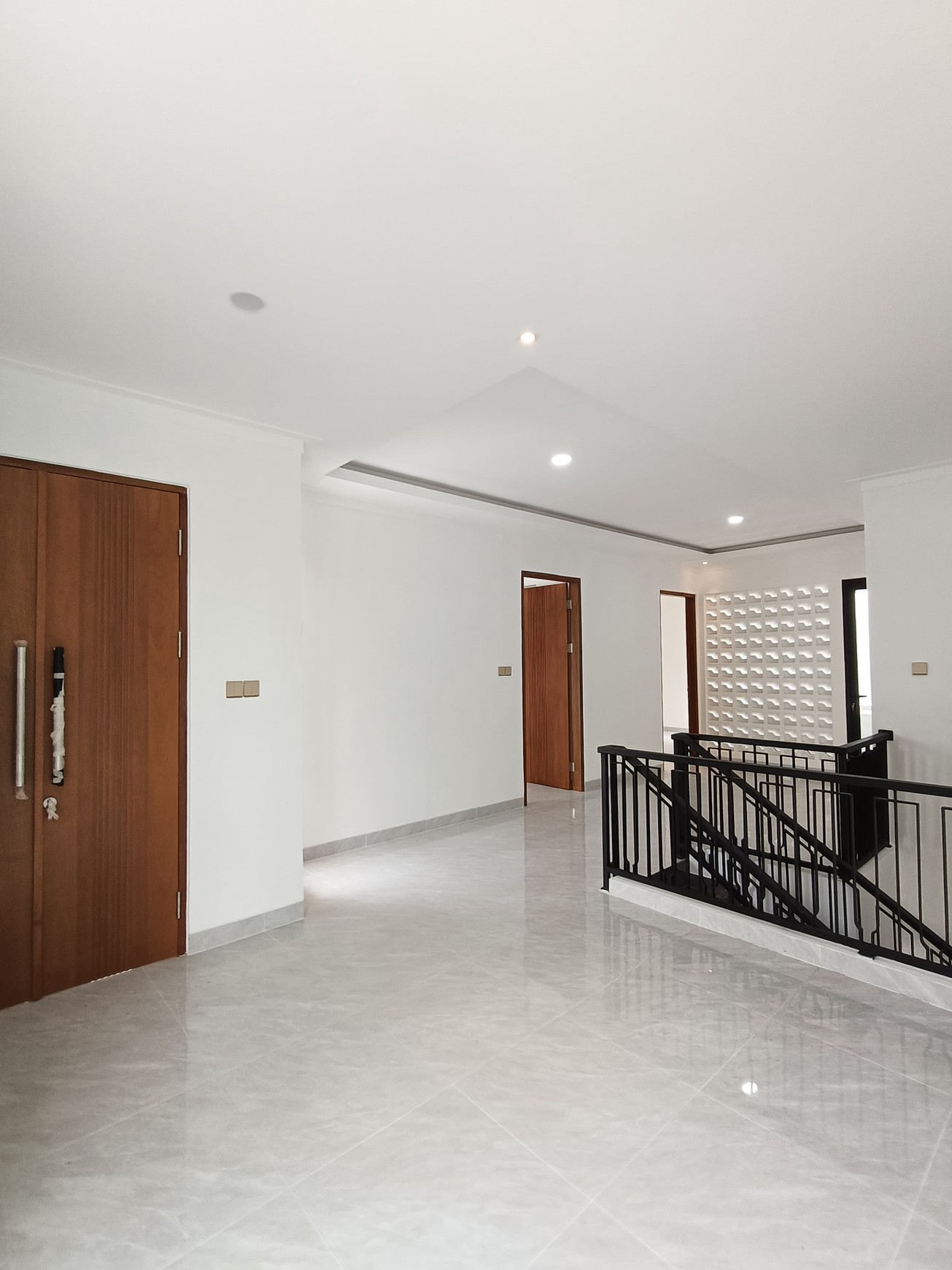 Rumah Brand New Siap Huni di Graha Raya Tangerang Selatan 