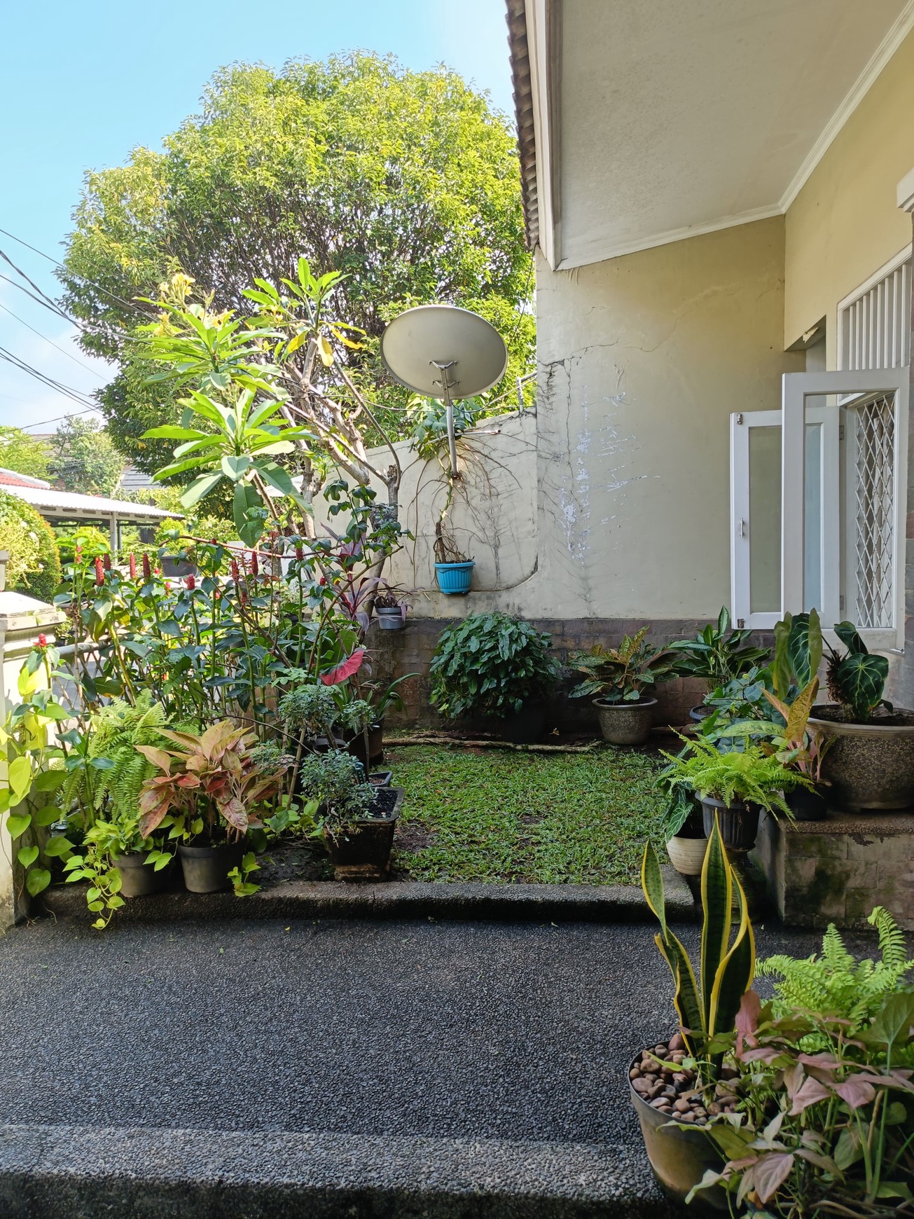  Rumah Siap Huni di Bumi Bintaro Permai Lokasi Strategis & Aman 24 Jam