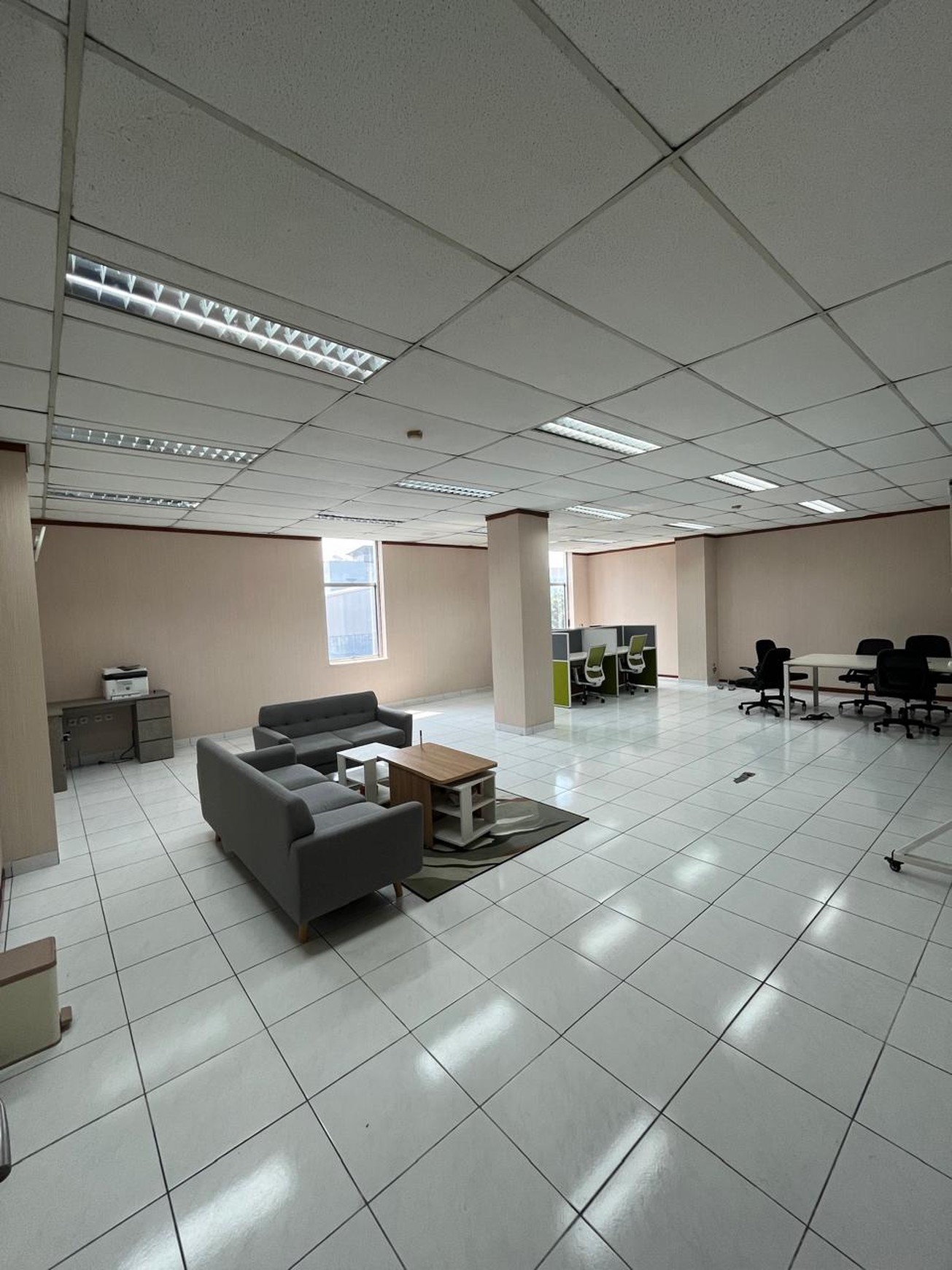 Jarang Ada! Harga Cuan! Minibuilding 4 Lantai, Jatinegara - JUAL/SEWA