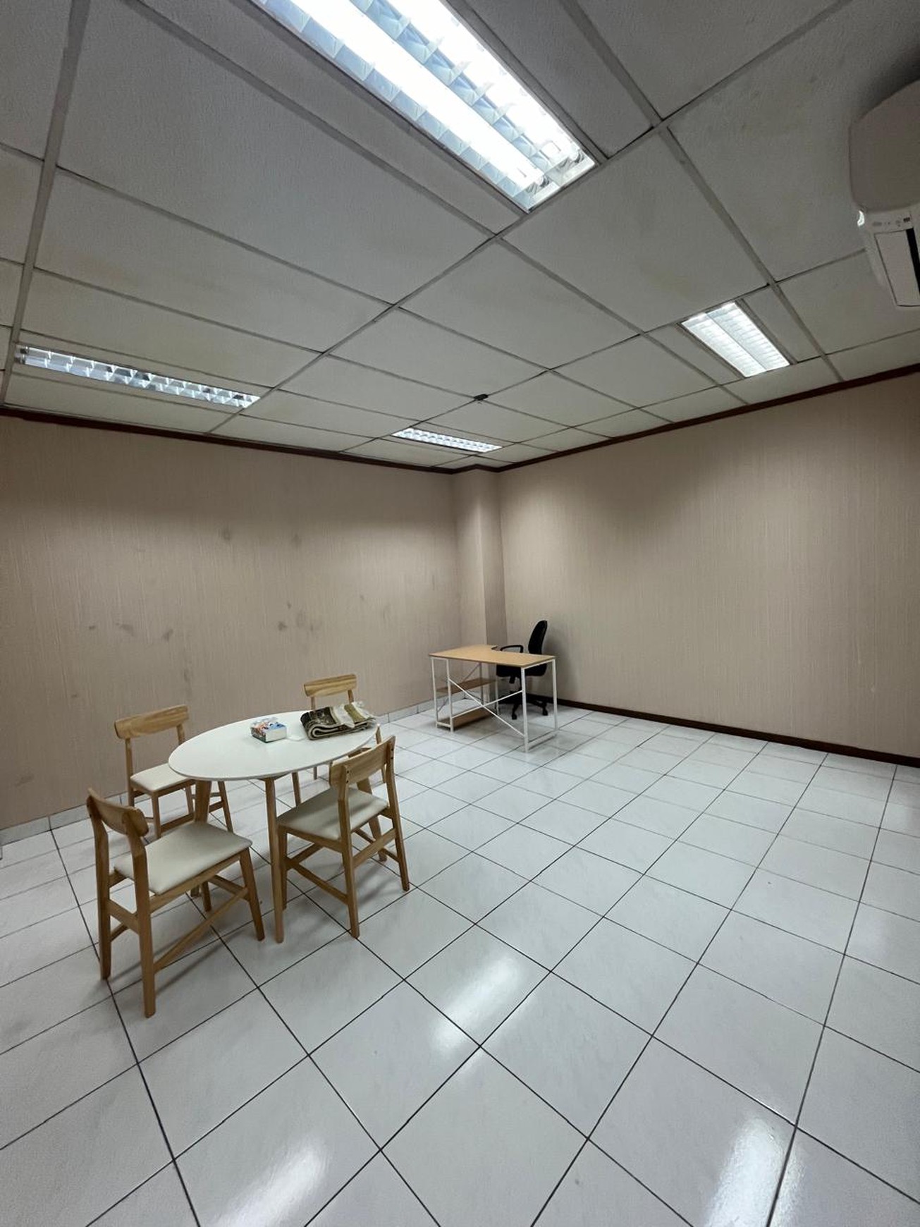 Jarang Ada! Harga Cuan! Minibuilding 4 Lantai, Jatinegara - JUAL/SEWA