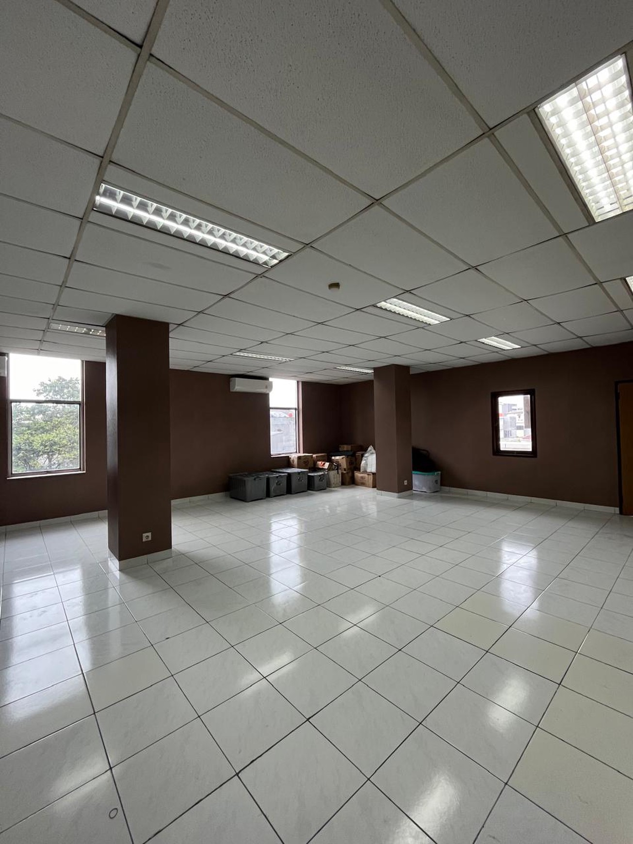 Jarang Ada! Harga Cuan! Minibuilding 4 Lantai, Jatinegara - JUAL/SEWA