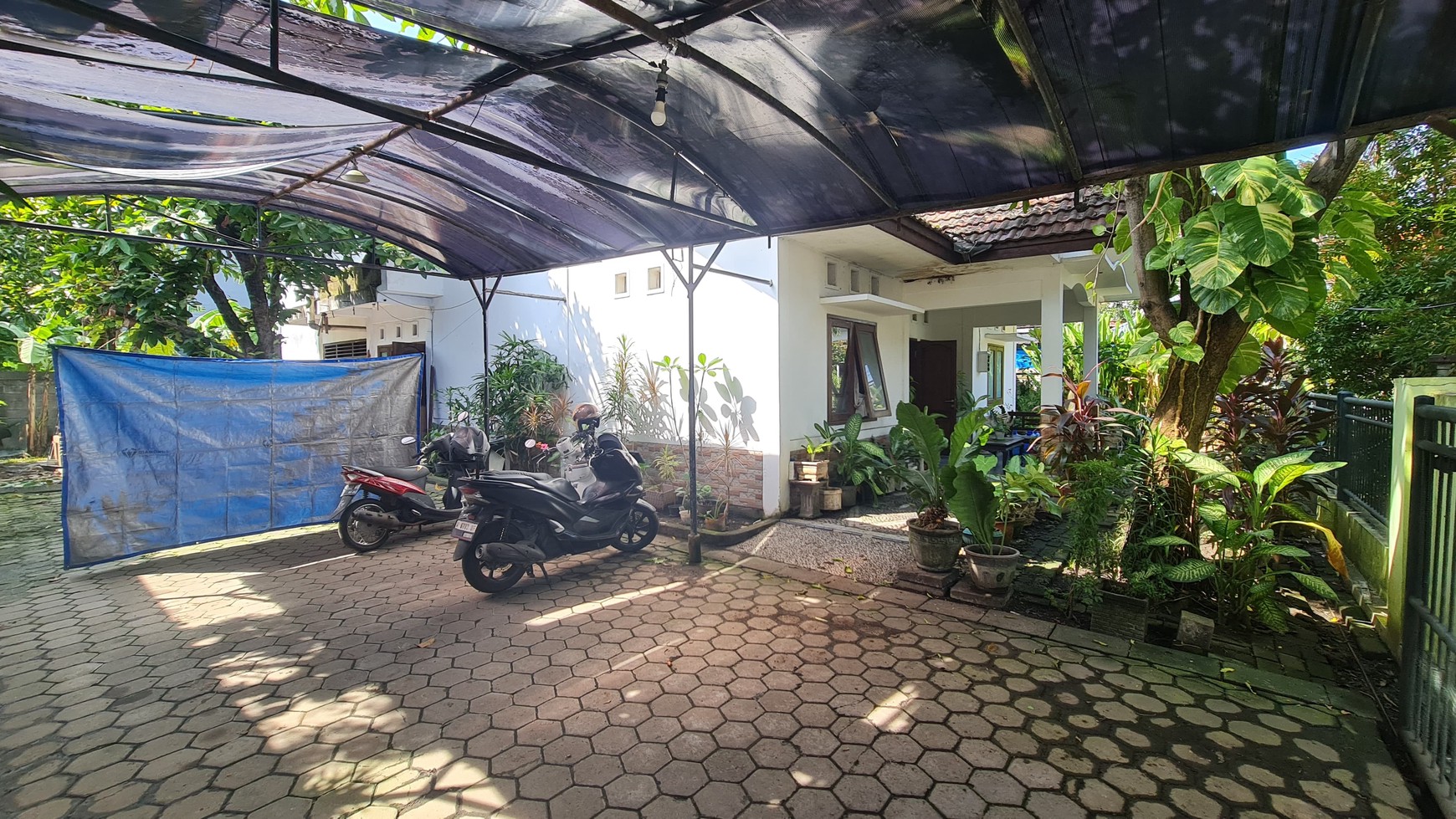 Rumah 2 Lantai Multifungsi, Cocok untuk Hunian atau Usaha, di Pinggir Jalan Besar Wedoro Waru, Hanya 5 Miliar Nego!
