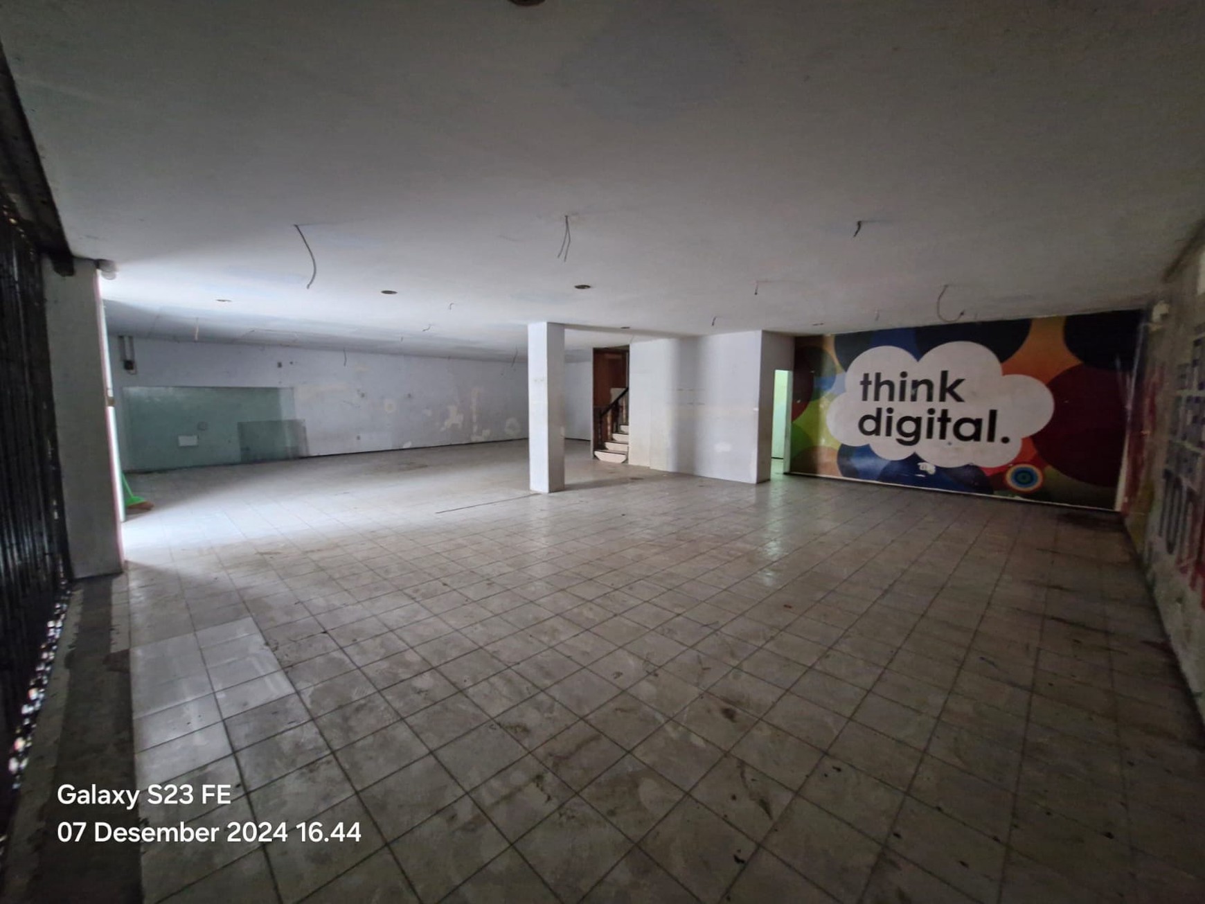 Gedung Kantor Di Lokasi Strategis Di Cawang, Dan Hanya 3 Menit ke Jl. MT Haryono